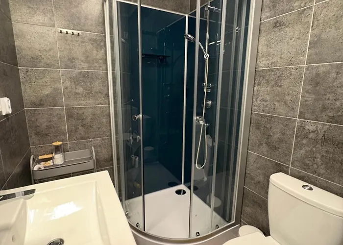 Under The Castle Terrace Apartman